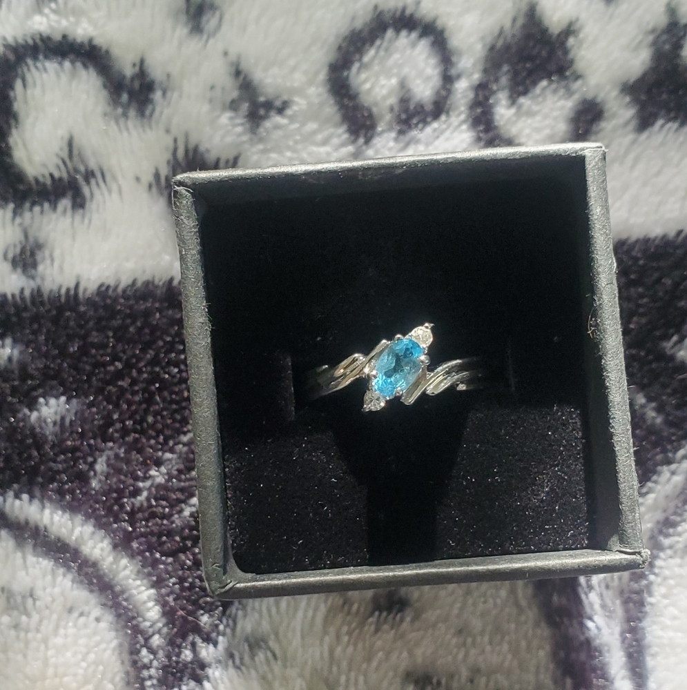 925 Silver with Blue Topaz Ring